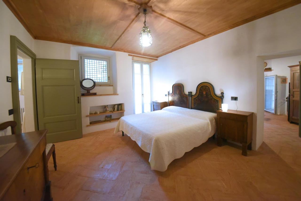 Вилла Piano Nobile Al Roseto Del Drago San Bernardo  Экстерьер фото