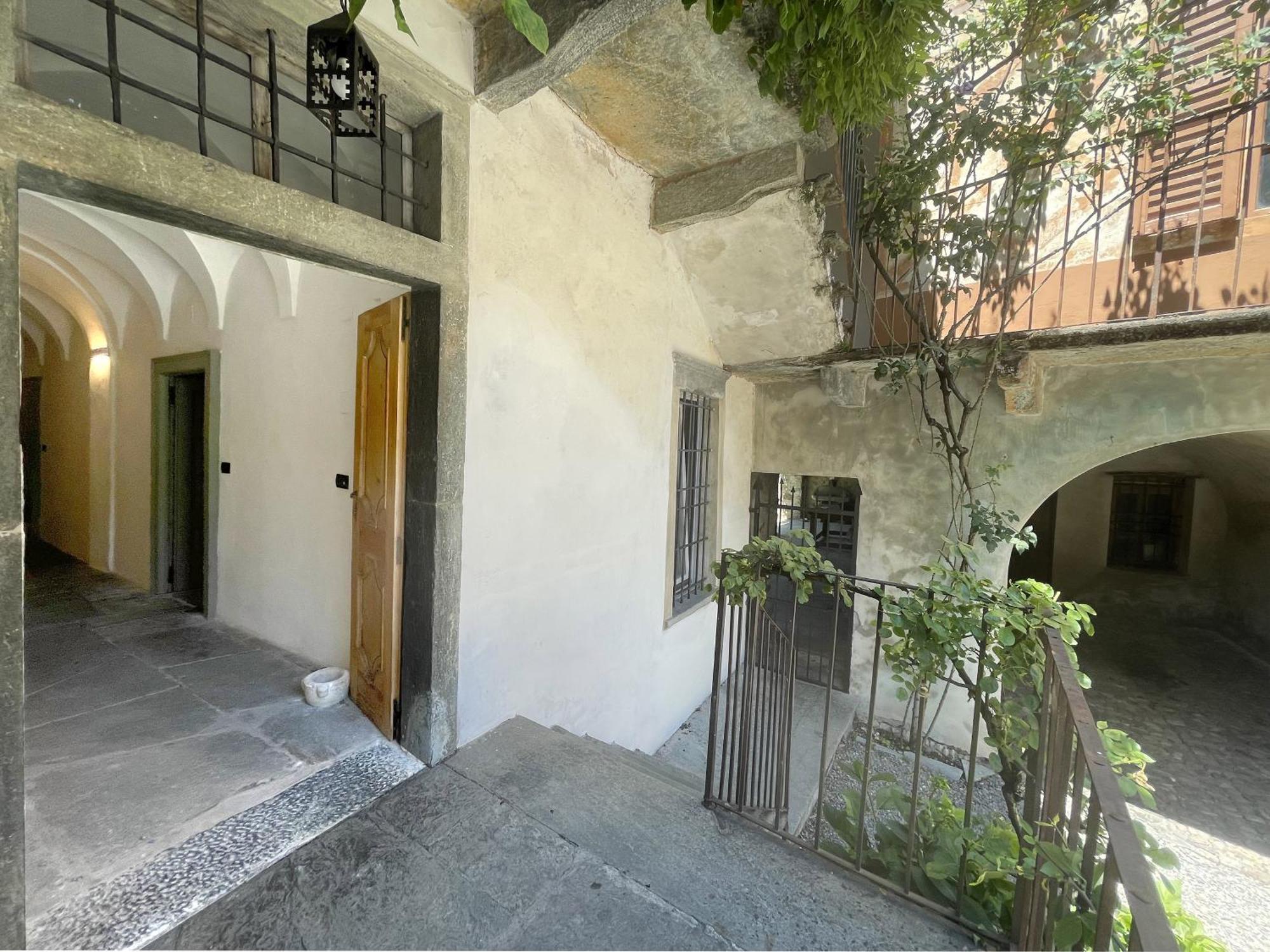 Вилла Piano Nobile Al Roseto Del Drago San Bernardo  Экстерьер фото
